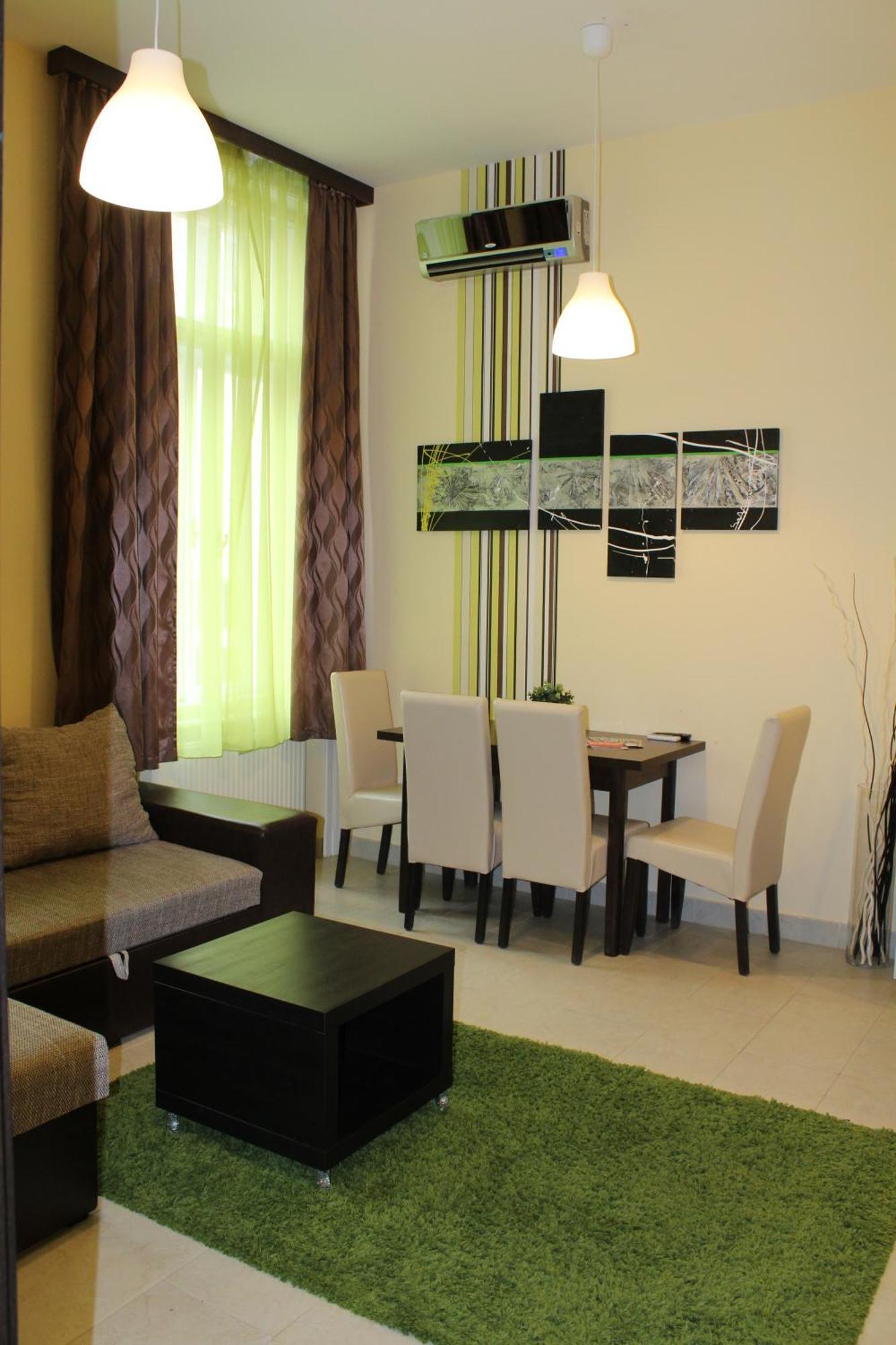 Central Walk Fashionstreet Apartmnts Budapest Bagian luar foto
