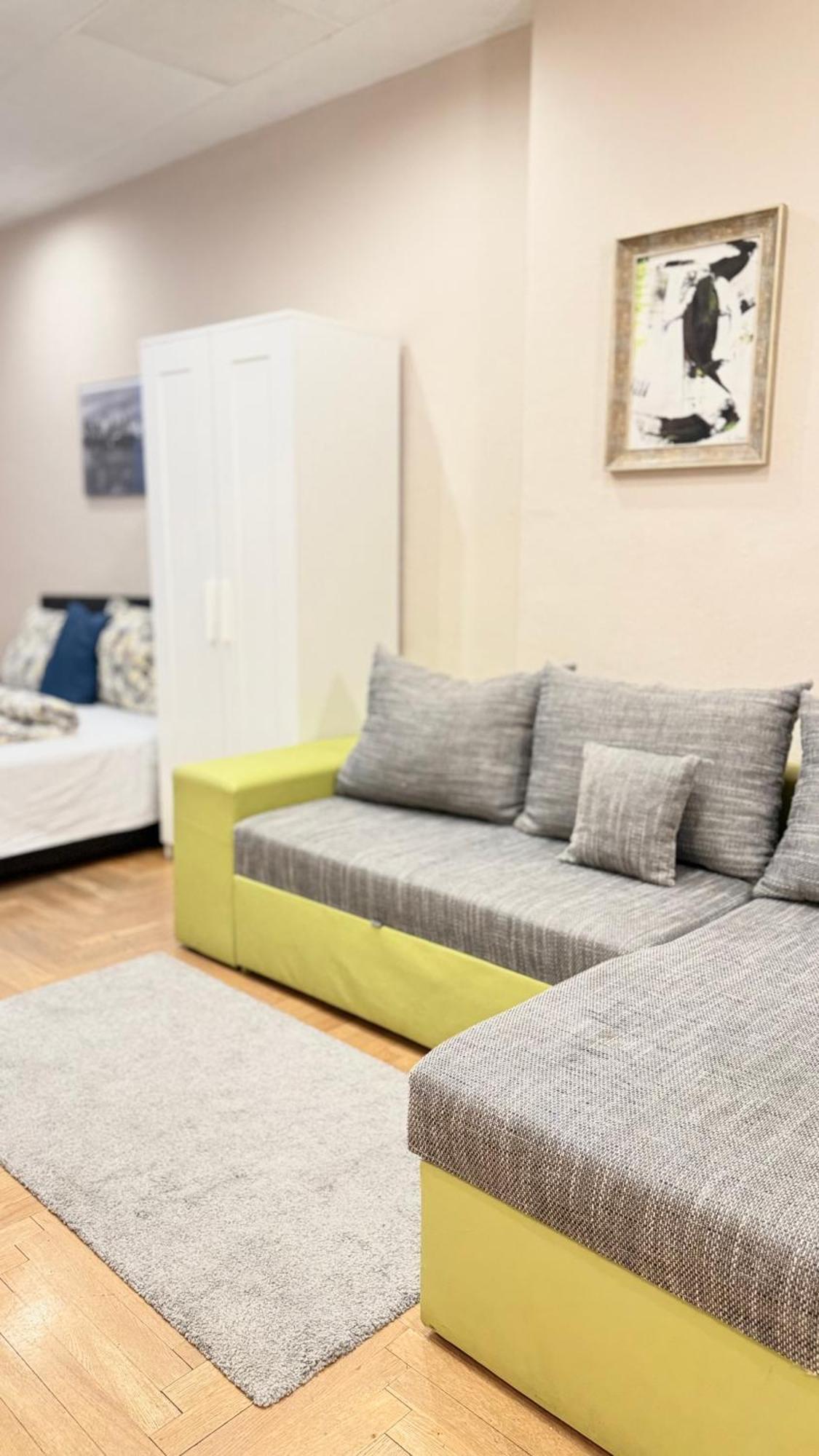 Central Walk Fashionstreet Apartmnts Budapest Bagian luar foto