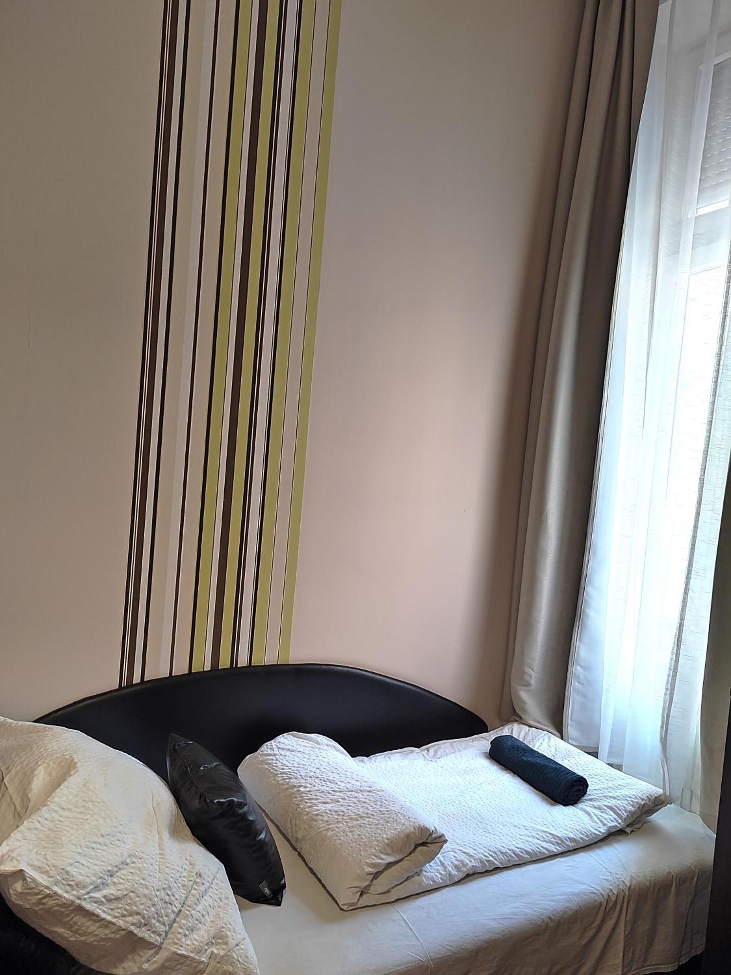 Central Walk Fashionstreet Apartmnts Budapest Bagian luar foto