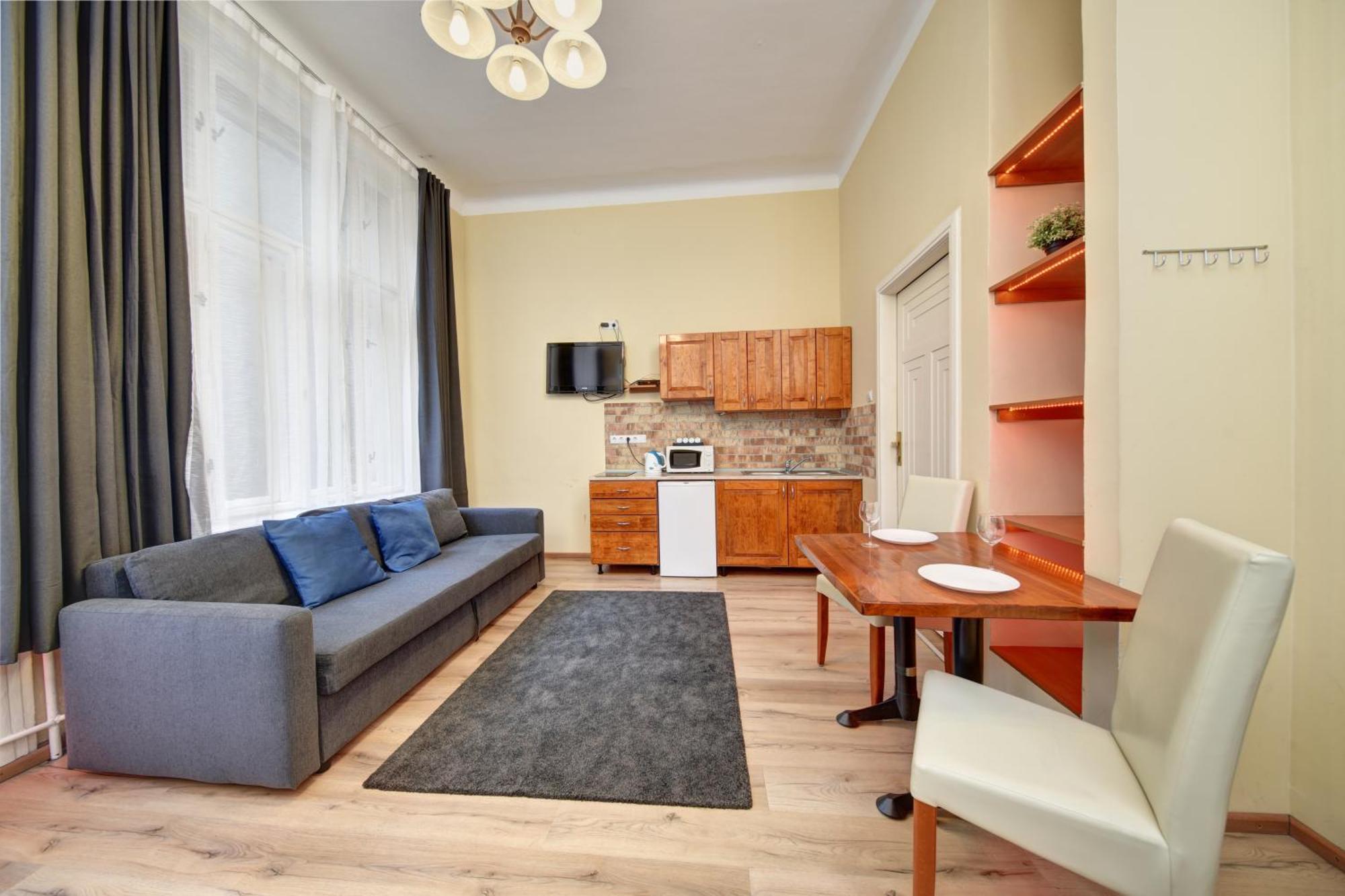 Central Walk Fashionstreet Apartmnts Budapest Bagian luar foto